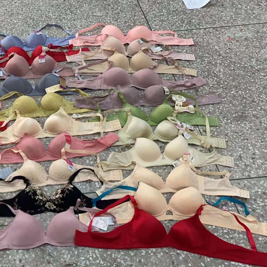 Mamá ropa interior sujetador de tres filas de hebilla delgada de mediana edad sin anillo de acero sujetador de algodón pecho pequeño reunido tamaño mixto sujetador al por mayor