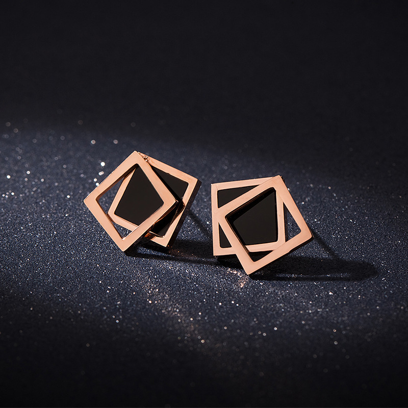 Fashion Black Double Square Irregular Geometric Contrast Color Alloy Stud Earrings display picture 1