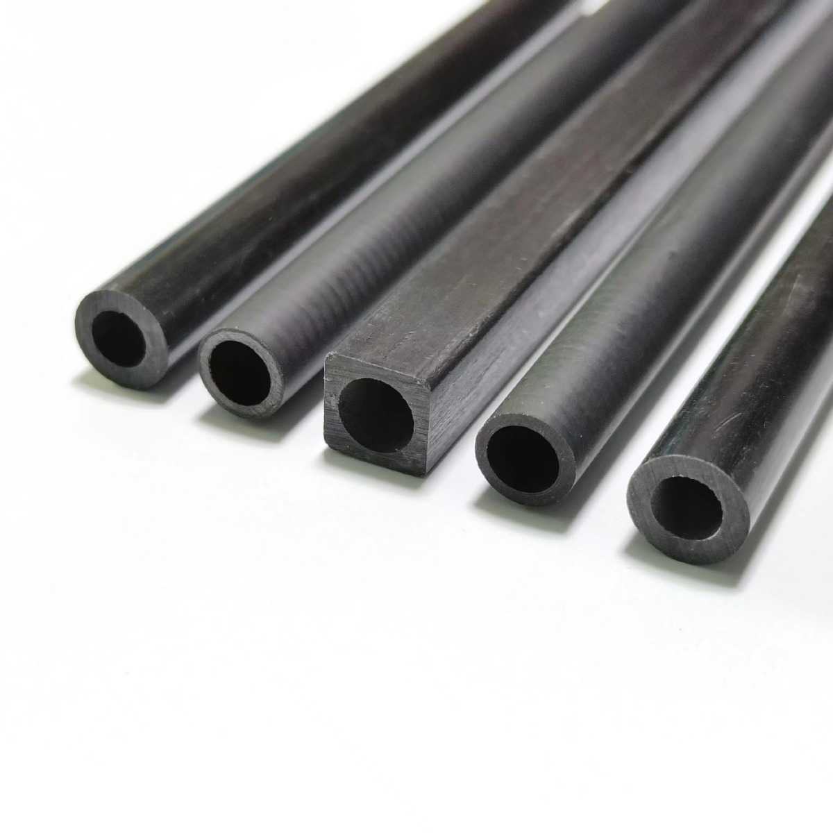 定 制高强度实心碳纤维管大尺寸碳纤维棒碳纤维圆杆碳纤维杆批发