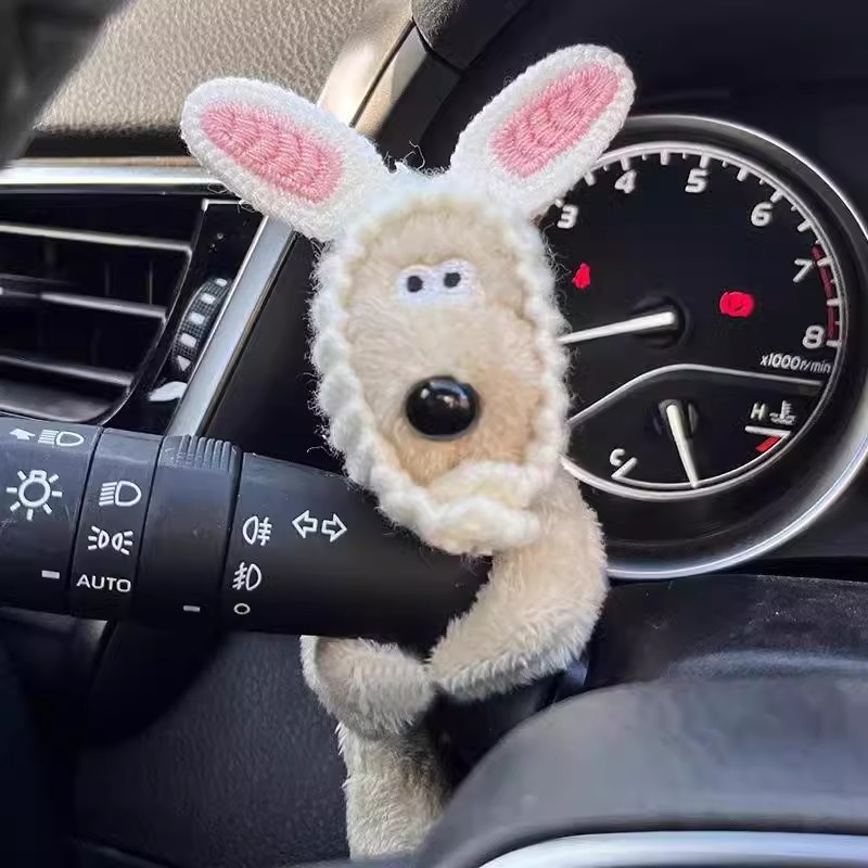 Car Dashboard Decoration Doll, Internet Celebrity Car Interior Wiper Mirror Cute Pilot Dog Car Ornament