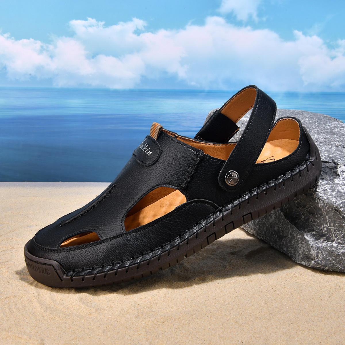 Cross-border plus-size men's breathable sandals, fashionable two-way outdoor beach shoes, hand-stitched soft-soled anti-slip sandals