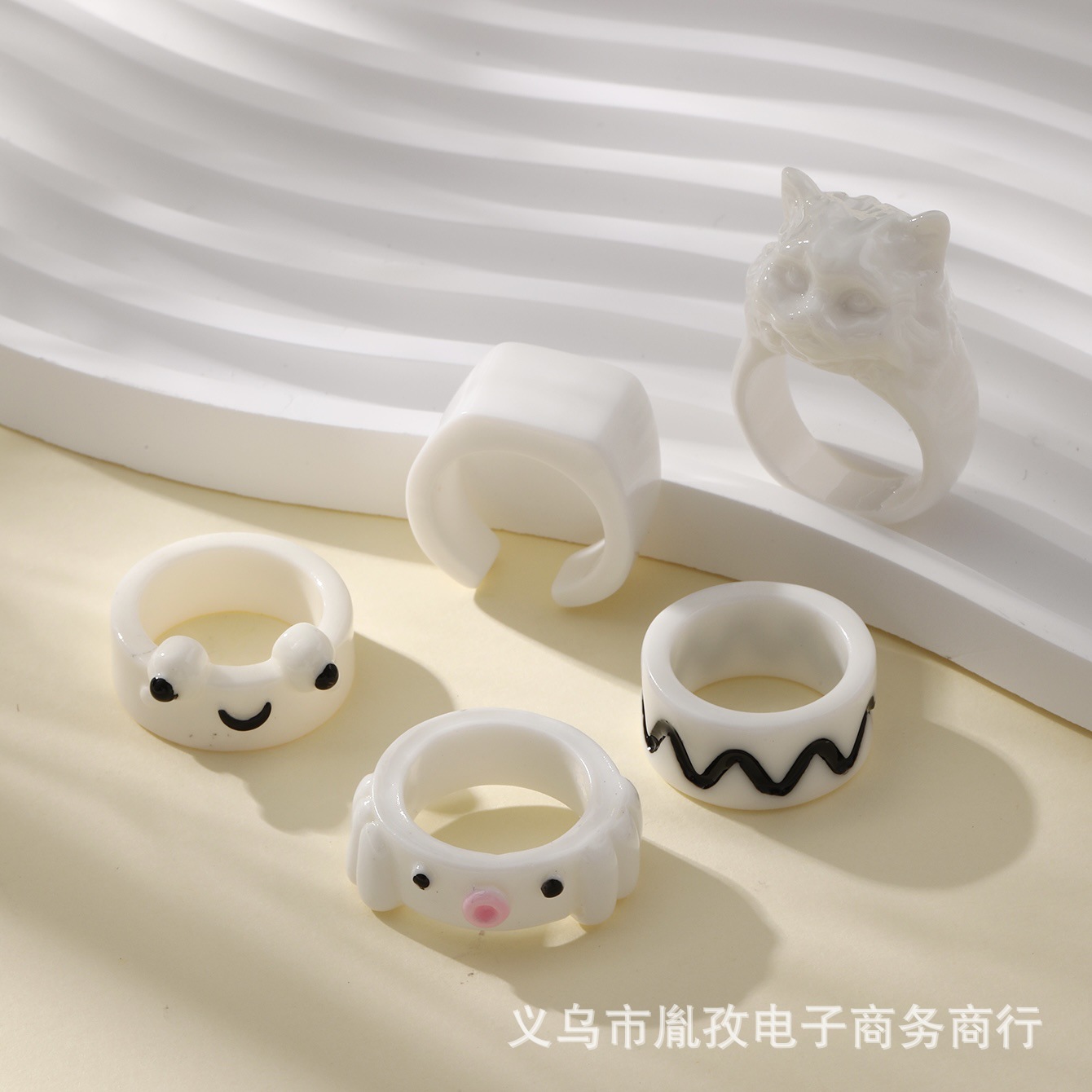 Transfronterizo Amazon nuevo tridimensional gato cabeza monstruo pulpo Rana resina diversión personalidad hip hop anillo conjunto traje