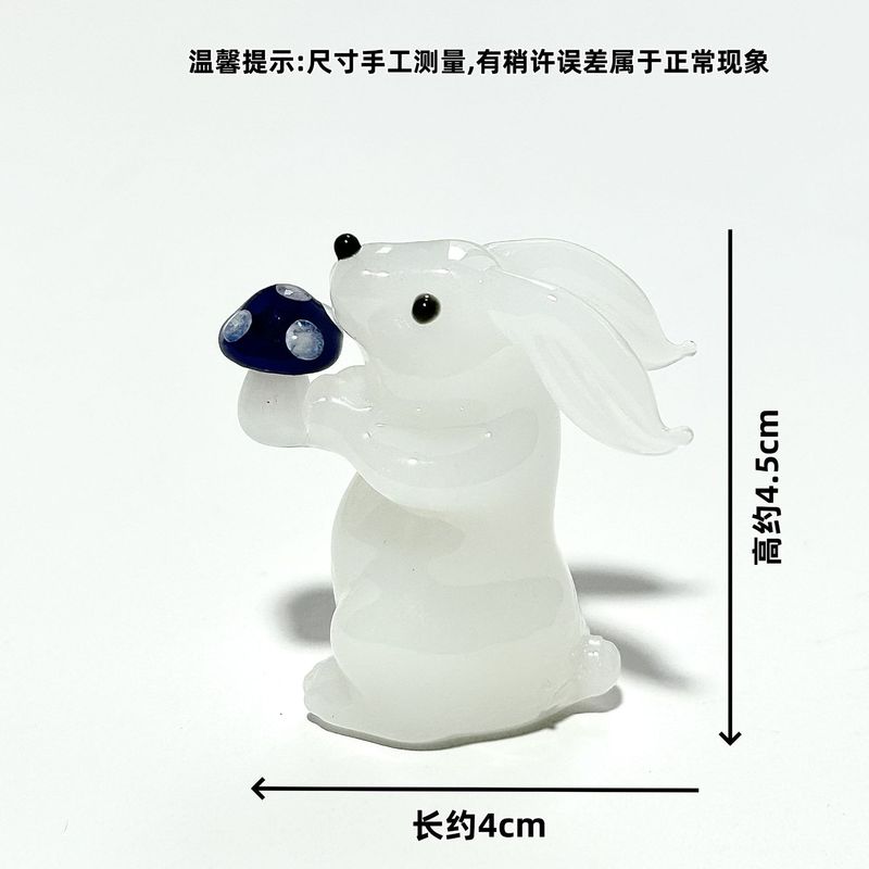 手作りのガラス製のかわいいウサギの形をしたキノコの形をした装飾品、クリエイティブな家の装飾、ホリデーギフトとしてのギフト|undefined