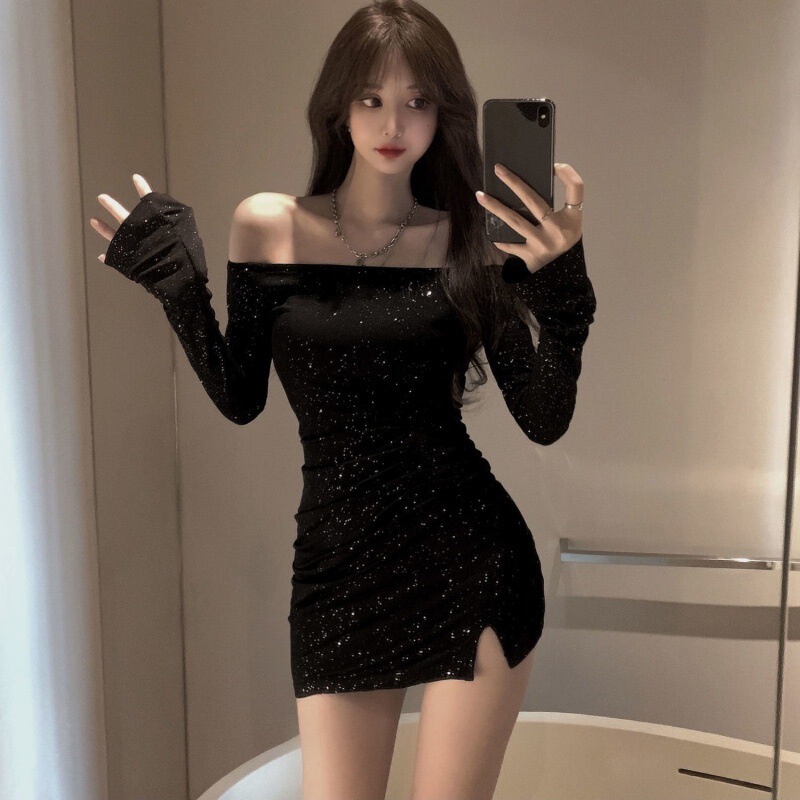 One-Shoulder Dress for Women, Slim Fit, Diamond-Encrusted, Long-Sleeved, Asymmetrical Hip-Hugging Short Skirt, Early Autumn 2026 New Black Skirt