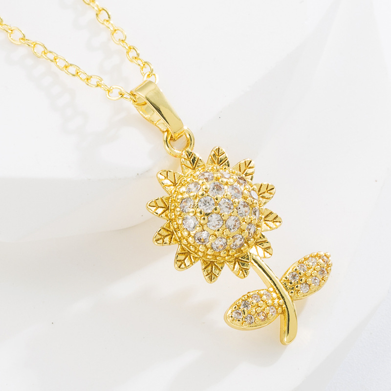 Fashion Geometric Sunflower Copper Pendant Necklace Zircon Copper Necklaces