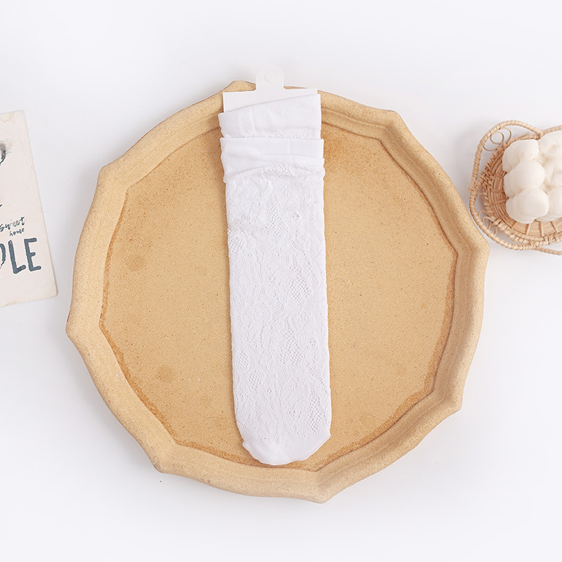 Calcetines de mujer de verano Delgado transpirable color sólido Lolita ratán flor pila calcetines negro y blanco calcetines de pantorrilla