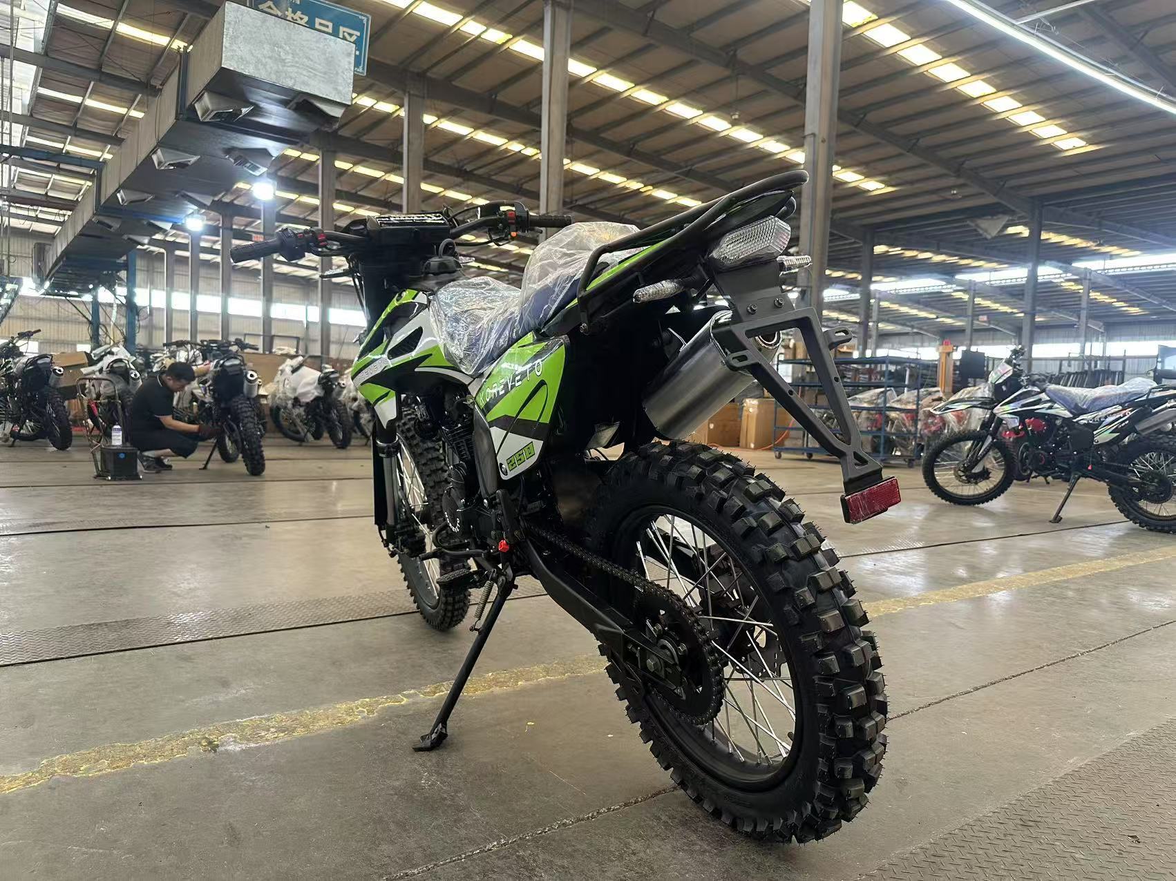 Koreveto Off-Road Motorcycle Cb250 Engine for Mountain Trails, High-Performance Cqr Off-Road Racing