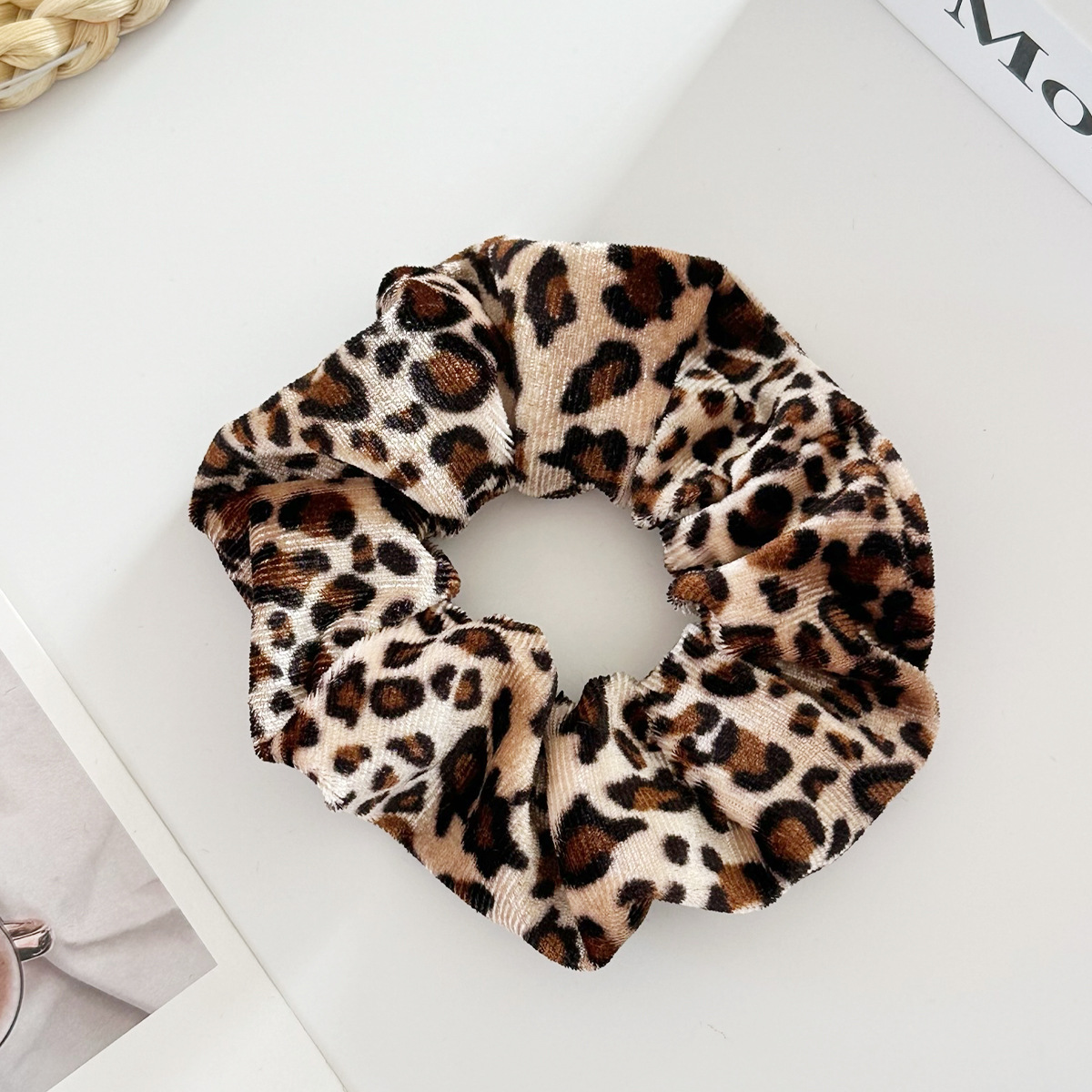15g Weight Hair Tie Hair Accessories Type 1 Piece Quantity Flannel Material Leopard Pattern Autumn&Winter Season Women's Gender Vintage Style Style Autumn Winter Plaid Velvet Large Elastic Hair Band High Elasticity Hair Tail Hair Band Velvet Hair Accessories 9