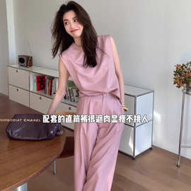 韩系温柔风休闲夏装2025今年新款减龄粉色圆领无袖上衣两件套女装