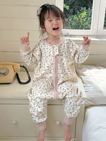 Children's Girls' Sleeping Bags, Spring and Autumn Baby Pajamas, Infant Loungewear, Toddler One-Piece Outfits, Split-Leg, All-Season Autumn and Winter