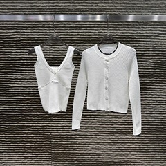 mm家25ss秋冬新款镂空款小背心+开衫两件套套装