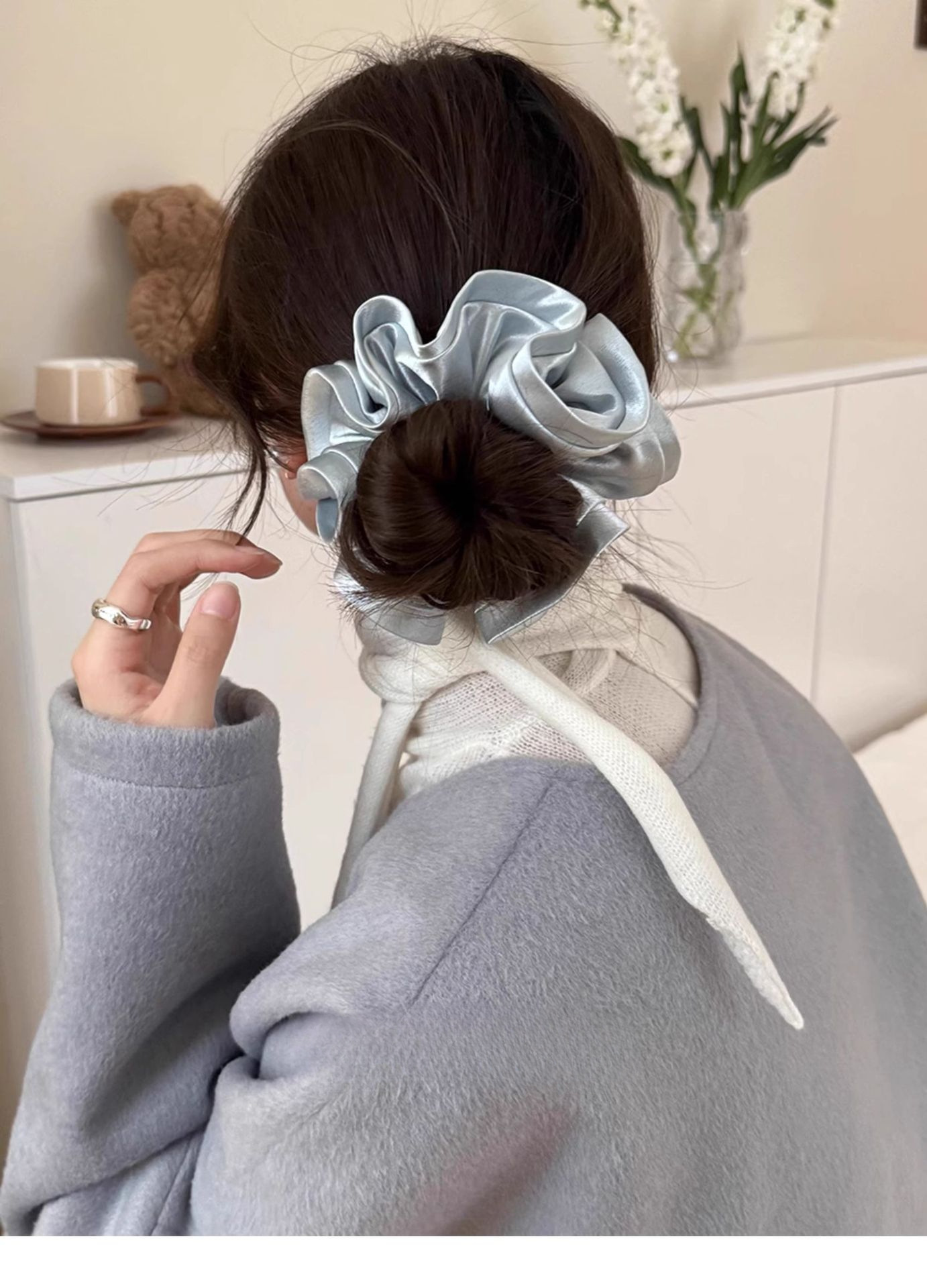 Korean Style Cyber Celebrity Pearlescent Satin Ruffled Large Intestine Hair Ring High-grade Tie Rope Women's Elegant Horseshoe Hair Rope Tie Head Flower