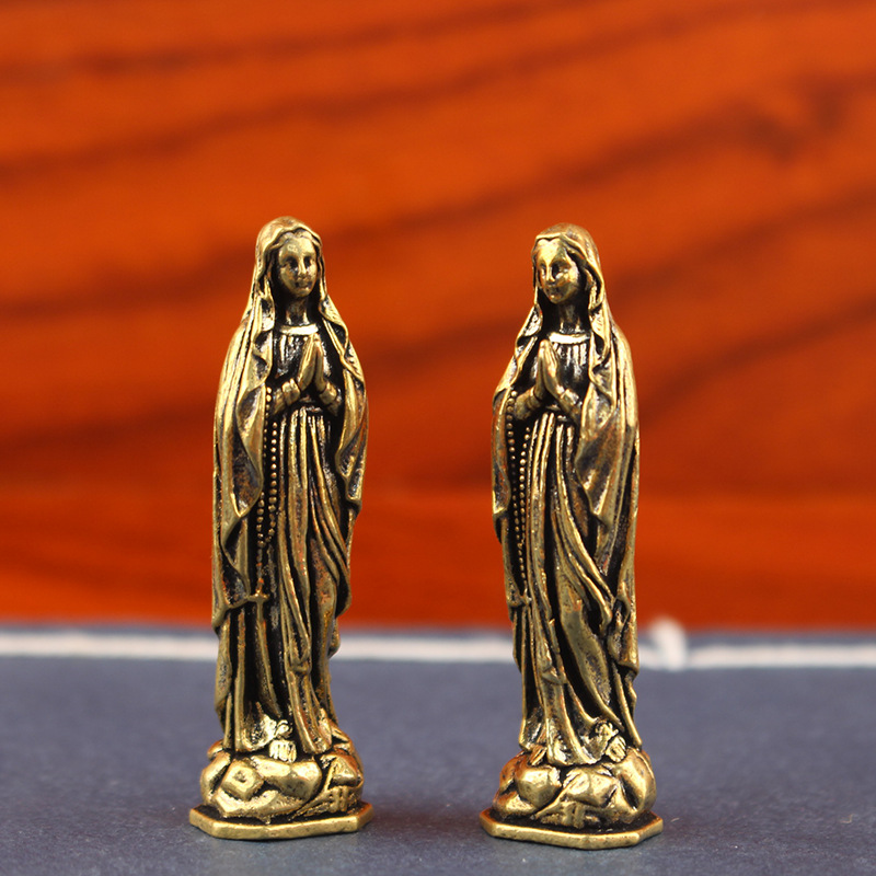 复古黄铜圣母玛利亚钥匙扣挂件欧美人物铜雕神像工艺品老铜器批发
