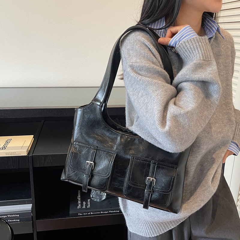 Bolsa de brazo retro coreana para mujeres otoño / invierno 2025 nueva moda versátil bolso de hombro de gran capacidad de viaje bolsa