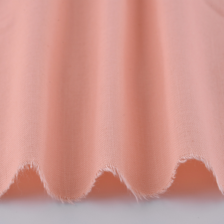 Proveedor de China color sólido orgánico elástico tejido 97% algodón 3% tela elástica pantalones cortos