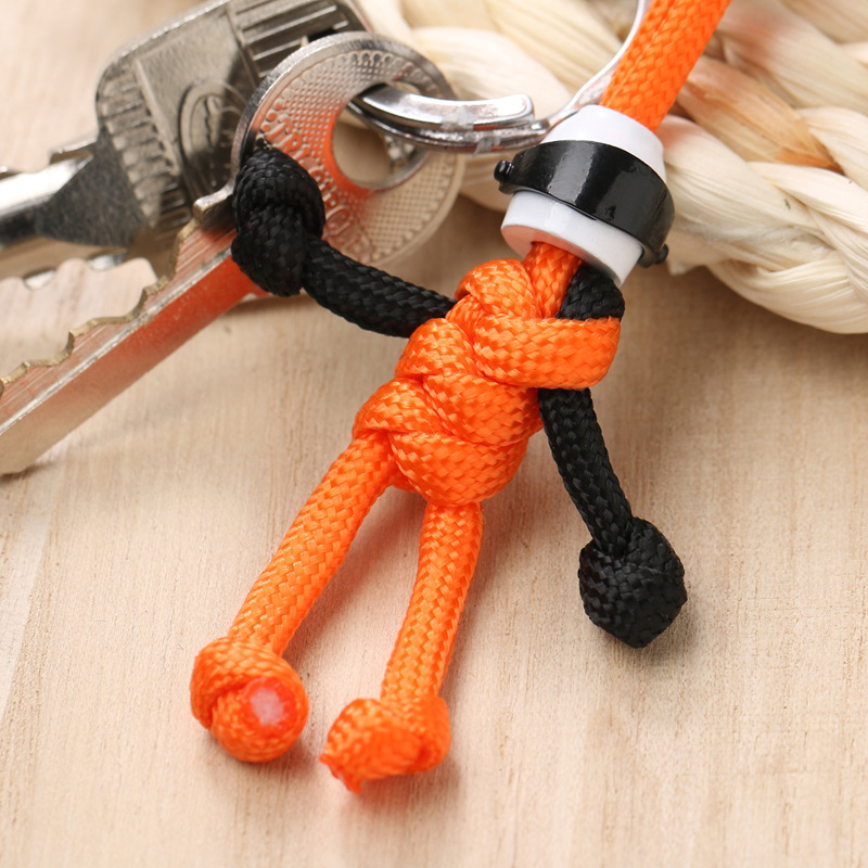 Casco de cuerda naranja