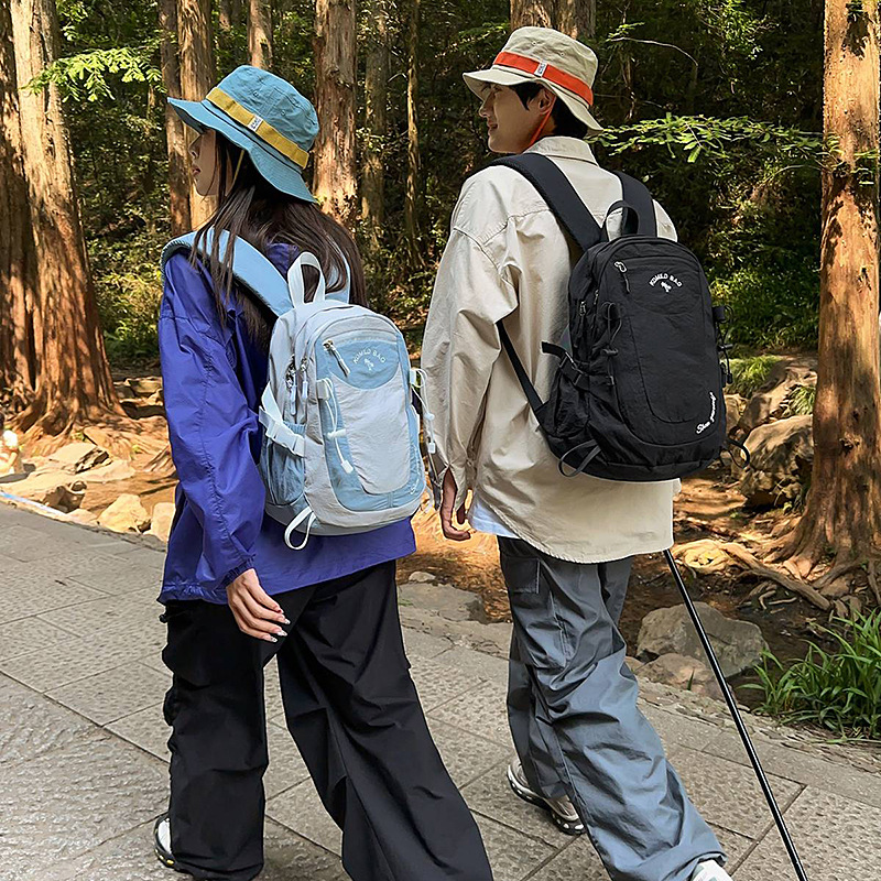 Customized Outdoor Sports Hiking and Mountaineering Backpacks, Spliced Couple-Style Backpacks, Lightweight Travel Portable Backpacks