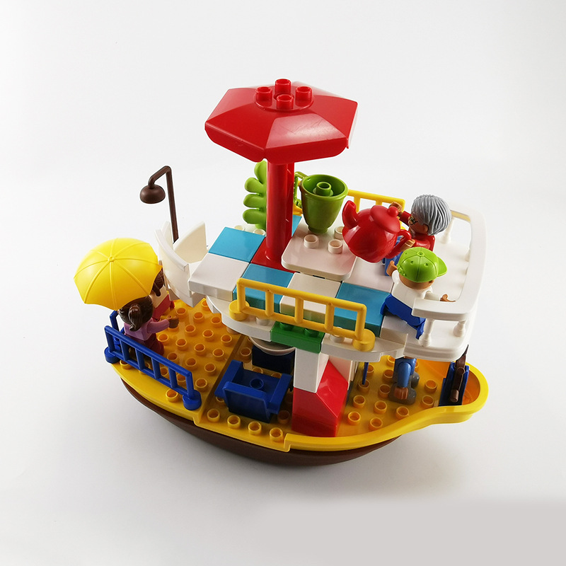Compatible with spelling large particles, building block family yacht sailing battleships sailing, creative fighting and loose parts 3