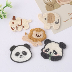 漫画の動物の刺繍ラベルかわいいパンダ、ライオン、象の刺繍ステッカー衣類、靴、帽子用粘着パッチパッチステッカー
