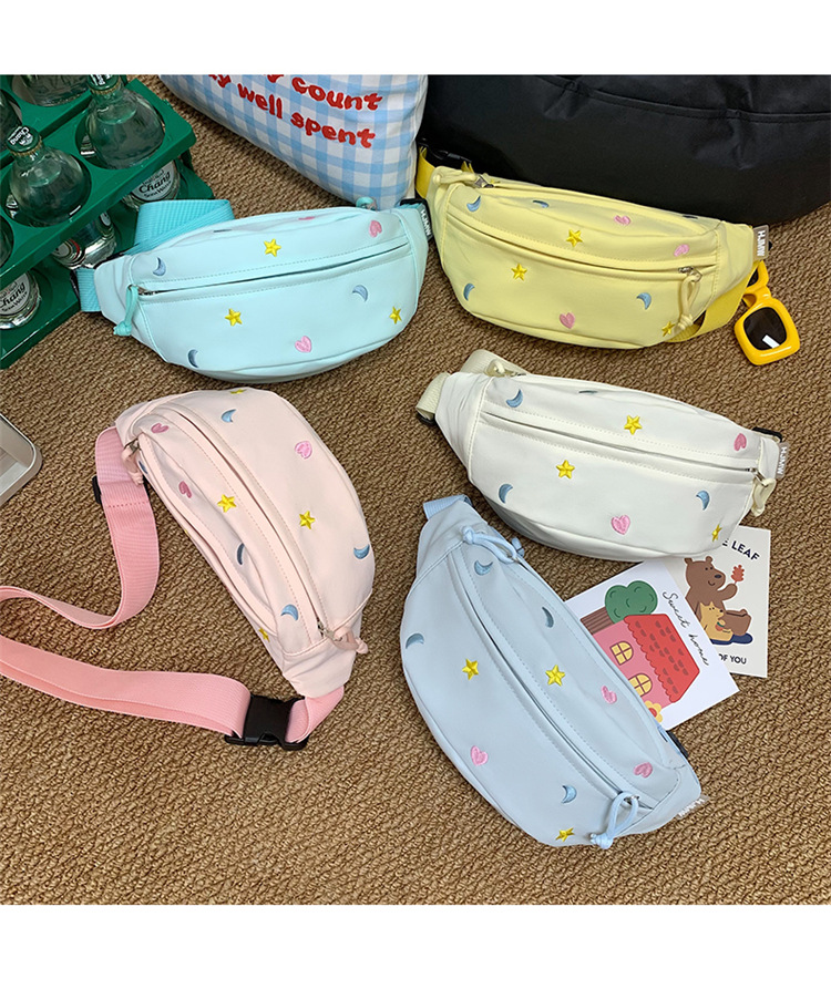 Women's Cute Star Moon Heart Shape Canvas Waist Bags display picture 7