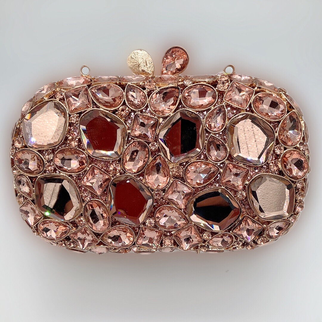 Seleccione estrictamente el nuevo bolso de cena de diamantes, bolso de mano de diamantes huecos, bolso de banquete europeo y americano, embrague de piedra