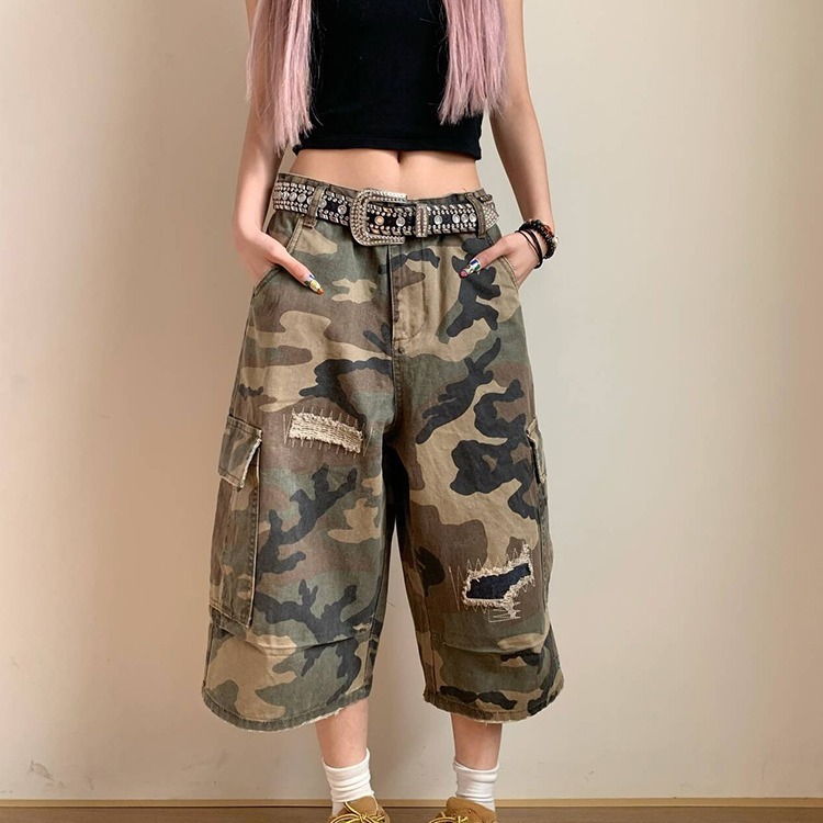 Plus-Size American Retro Ripped Patch Straight-Leg Camouflage Cropped Jeans for Men with a Loose and Slimming Design, Wide-Leg Pants