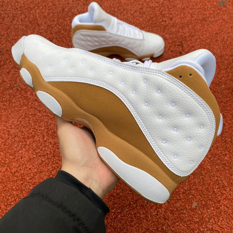Putian Chunyuan AJ13 alto impacto blanco, verde y negro zapatos de baloncesto para gatos resistentes al desgaste, zapatos de carreras para parejas para hombres y mujeres