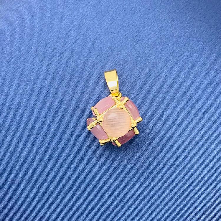 2022 nuevo trébol giratorio simple cien colgante fuente joyería fábrica al por mayor directa sin cadena