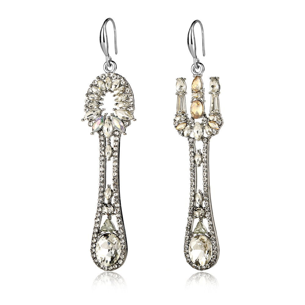 Vente En Gros Nouvelles Boucles D&#39;oreilles Longues Gouttes D&#39;eau En Diamant Oeil De Cheval Nihaojewelry display picture 5