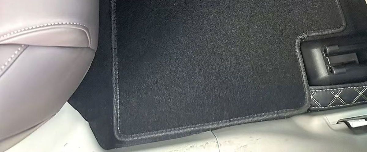 Car floor mats, original waterproof floor mats, non-slip velvet car floor mats, suede car floor mats, one mat for one car