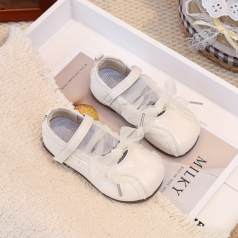 Zapatos de cuero coreanos de encaje para niñas 2026 primavera y otoño zapatos de princesa para niños zapatos de suela suave para bebés