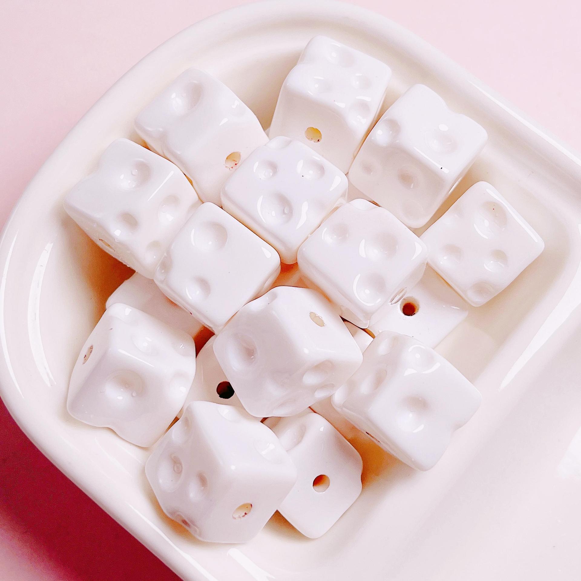 Acrílico color caramelo queso agujero recto beads diy accesorios de joyería de cadenas de teléfonos móviles colgantes de beads sueltos llaveros beads