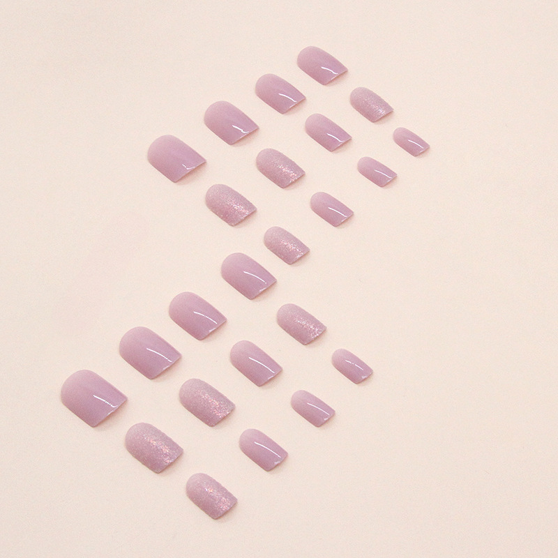 Faux ongles taro violet doux et parfumé, poudre de paillettes Aurora, style Instagram, nail art fini_voghion.com