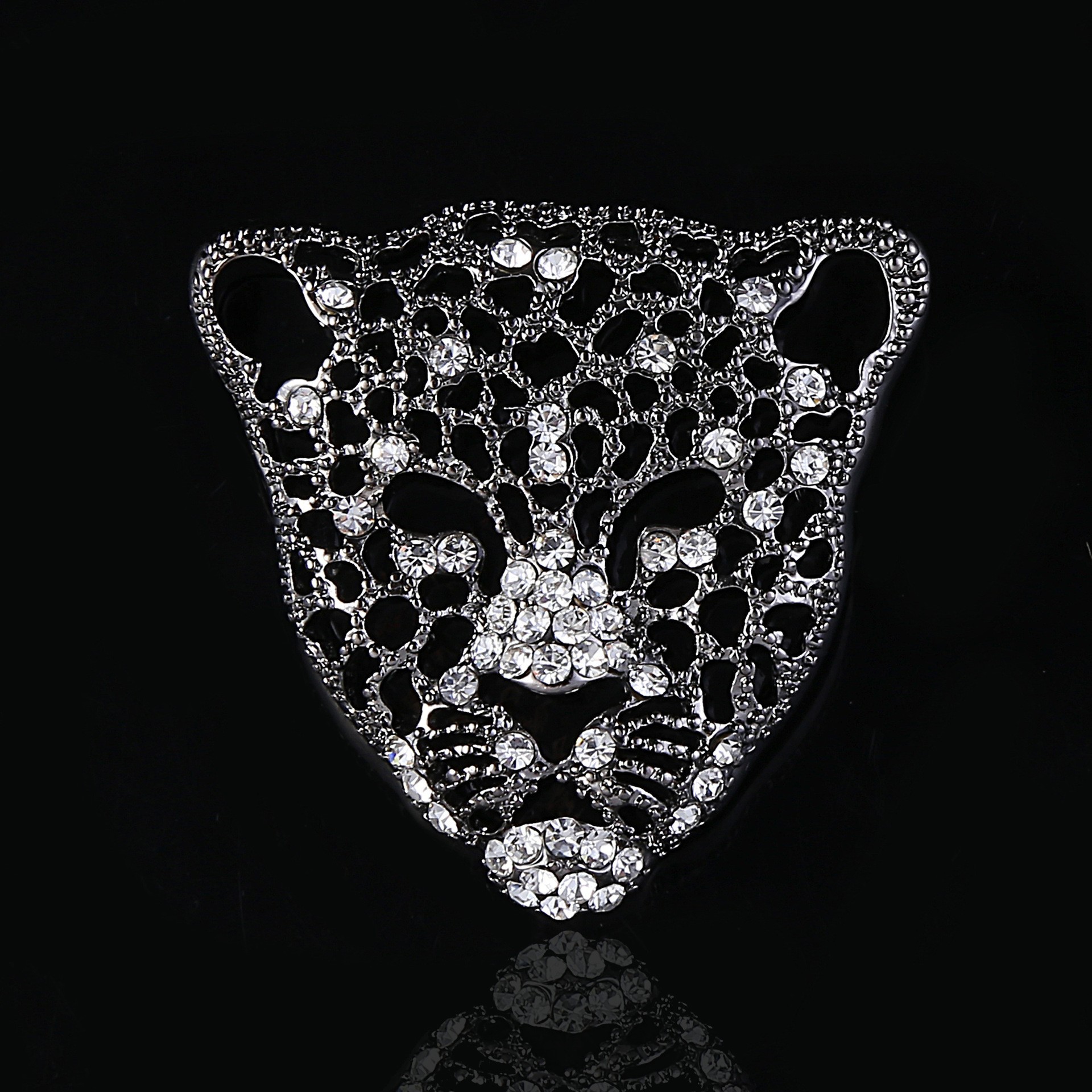 Broches en perles représentant des animaux : abeille, grenouille, libellule, pic, hibou, éléphant, tête de léopard, paon (vente en gros)._voghion.com