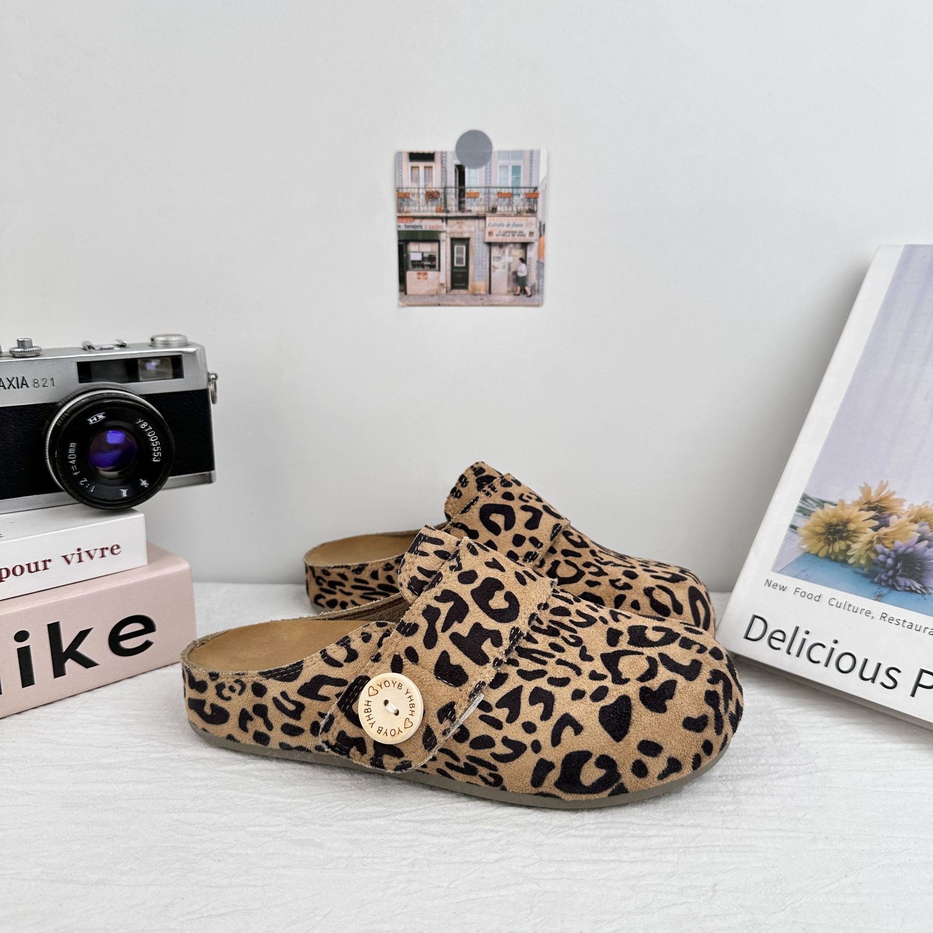 Yuanbo impresión de cereza cabeza media zapatillas mujeres 2025 verano nuevos zapatos Birken perezosos un pie sandalias