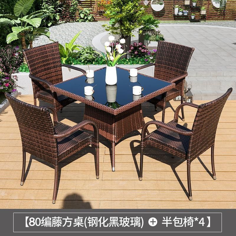 새롭게 업그레이드된 반커버 의자 4+80 조립 사각 테이블(쿠션 포함)