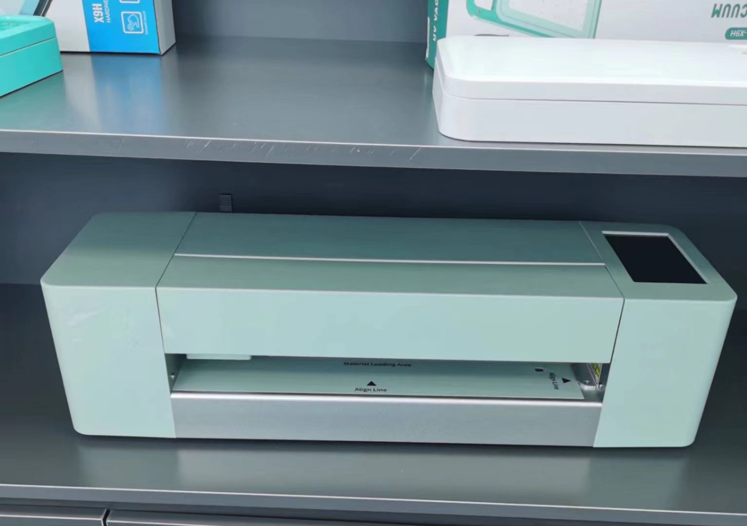 La nueva máquina cortadora de películas totalmente automática e inteligente puede cortar películas de gran tamaño de 13 y 16 pulgadas un número ilimitado de veces y se puede utilizar para operaciones transfronterizas.