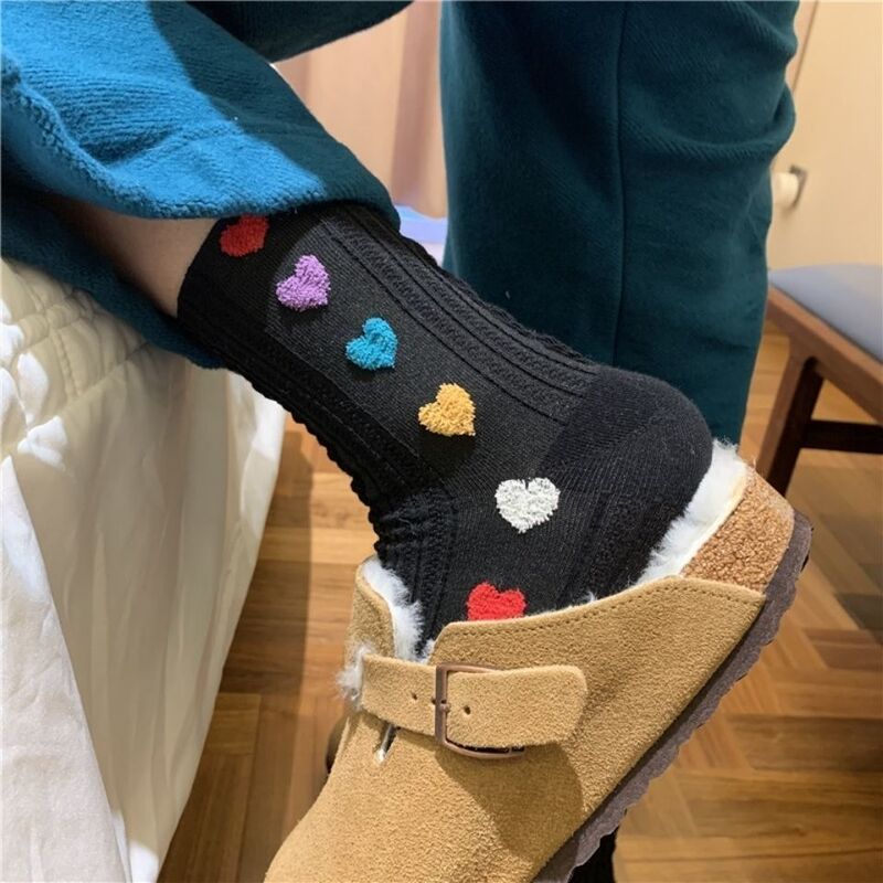 South Korea women's socks Dongdaemun 2022 spring new socks sweet students three-dimensional flocking color love tube socks