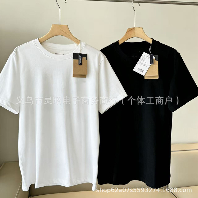 The North Face Classic Small Logo Couple Short-Sleeve T-Shirt for Men and Women, Versatile Black and White 2-Color Breathable Cotton Crew Neck Half-Sleeve T-Shirt The North Face Classic Small Logo Couple Short-Sleeve T-Shirt for Men and Women, Versatile Black and White 2-Color Breathable Cotton Crew Neck Half-Sleeve T-Shirt