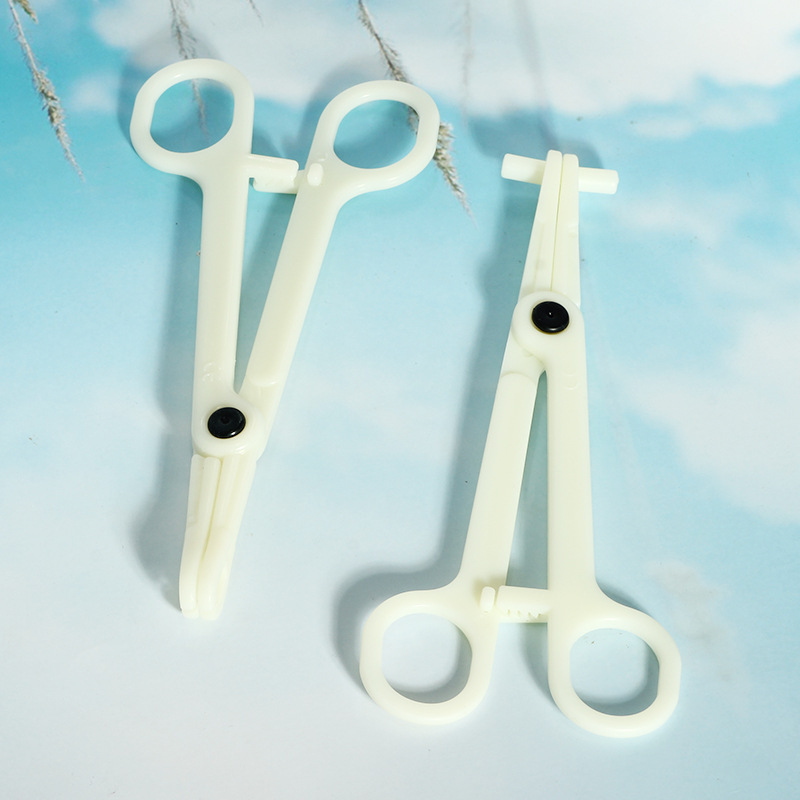 Labret piercing jewelry detail image