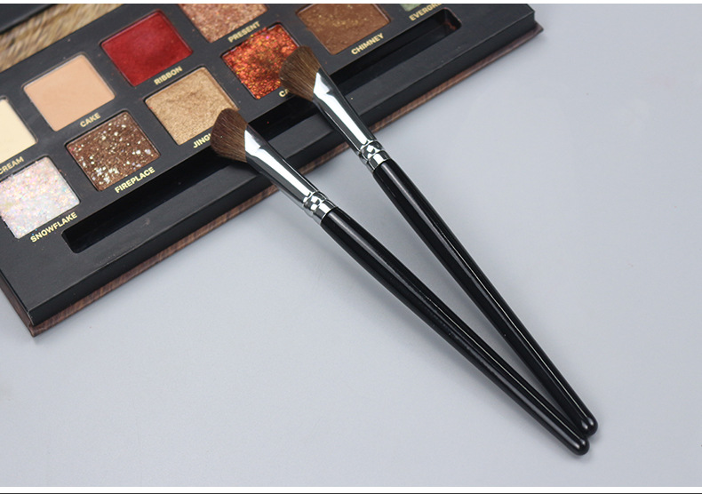 镰刀马毛鼻影刷