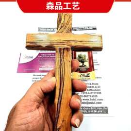 木质十字架工厂直供 家居装饰墙壁悬挂雕刻木制十字架