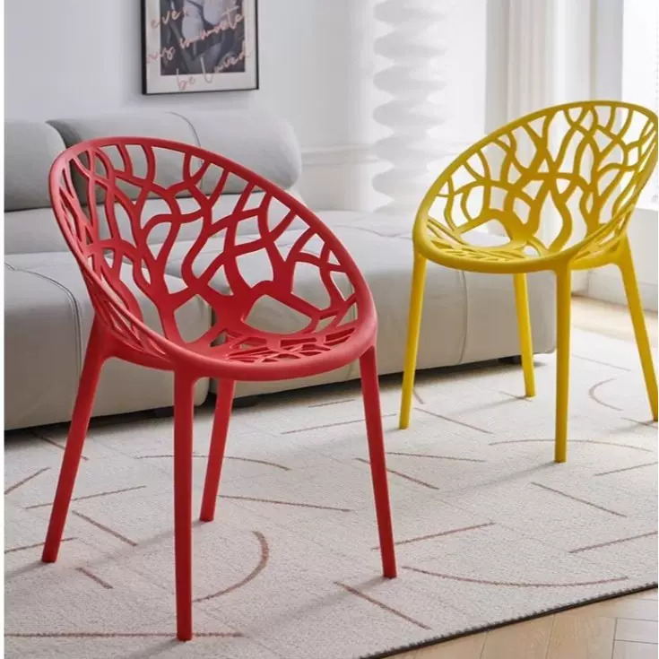 北欧办公靠背椅家用创意餐桌椅咖啡厅休闲镂空椅现代简约塑料椅子