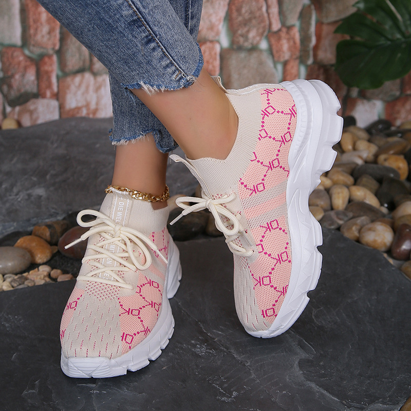 Sport Shoes Image 7