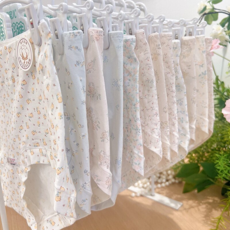 Yipetuer New 2260 Organic Cotton Floral Antibacterial Crotch High Elastic Comfortable Breathable Women's Briefs Yipetuer New 2260 Organic Cotton Floral Antibacterial Crotch High Elastic Comfortable Breathable Women's Briefs