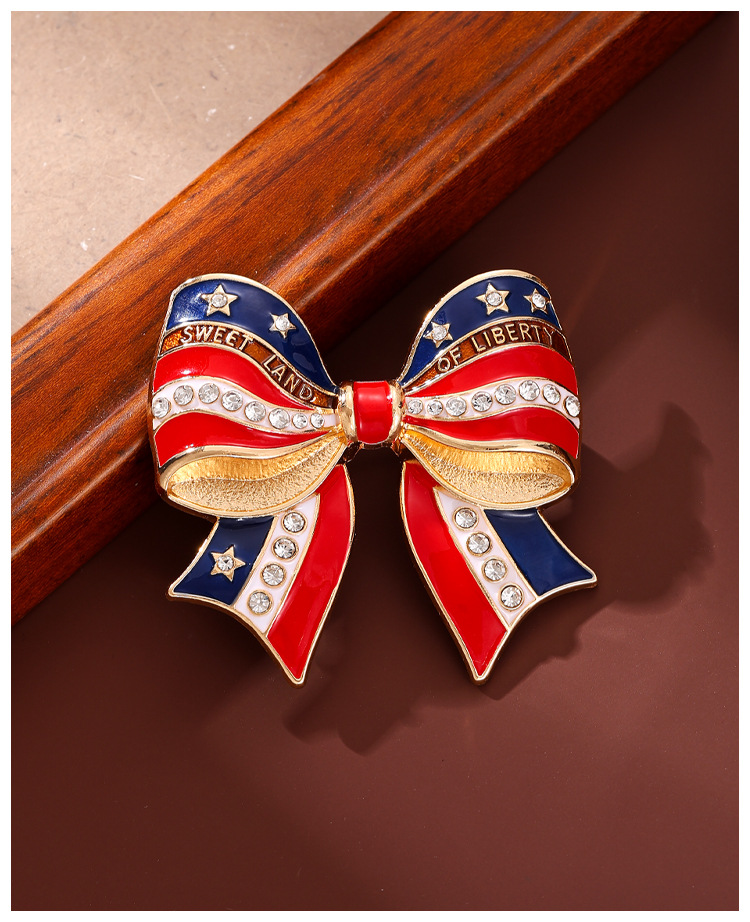 American Flag Bow Brooch, Stars and Stripes Enamel Pin, Independence Day Themed Bag and Clothing Decoration Accessory