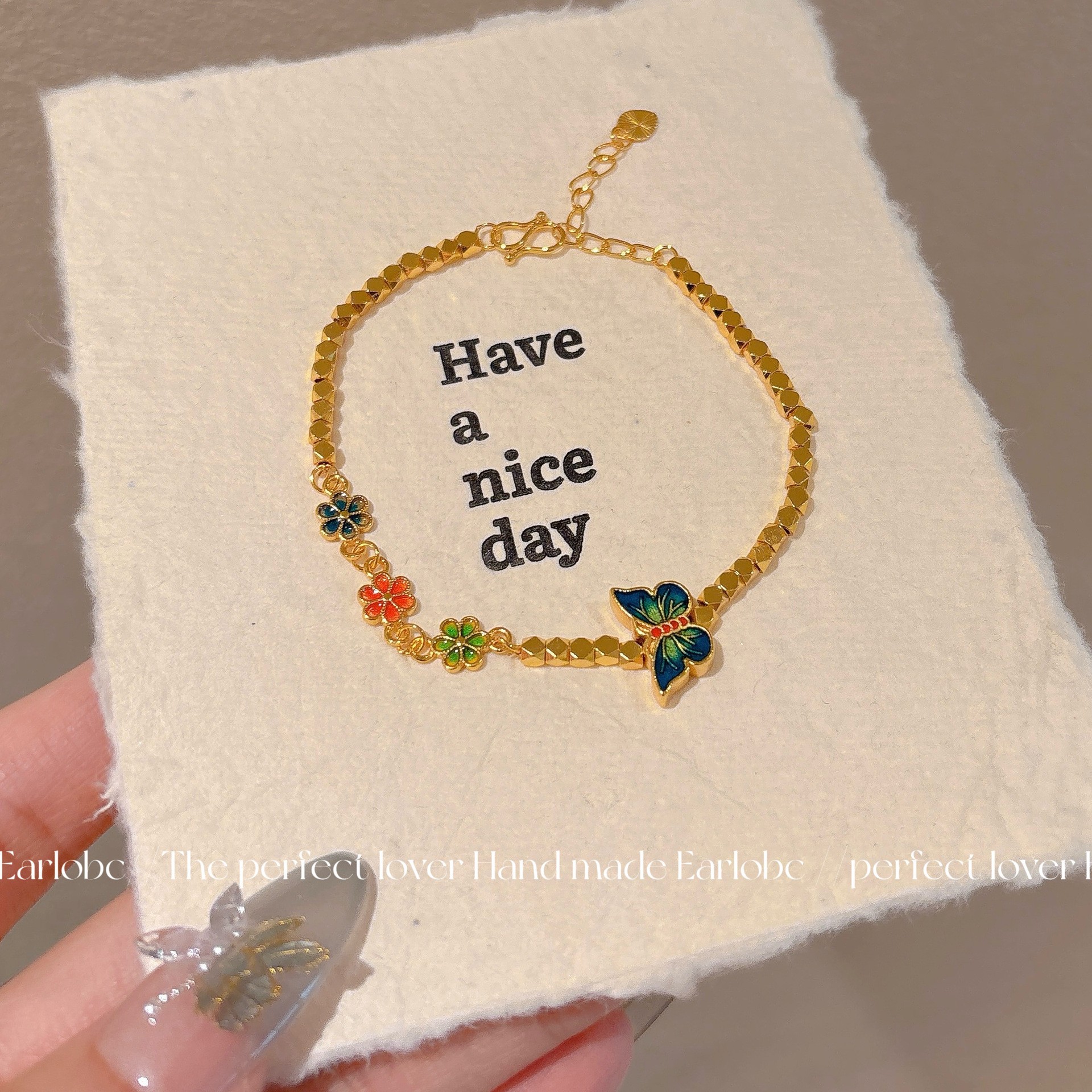 O1CN01xGQNPv1lSErCgFbRt_!!3482