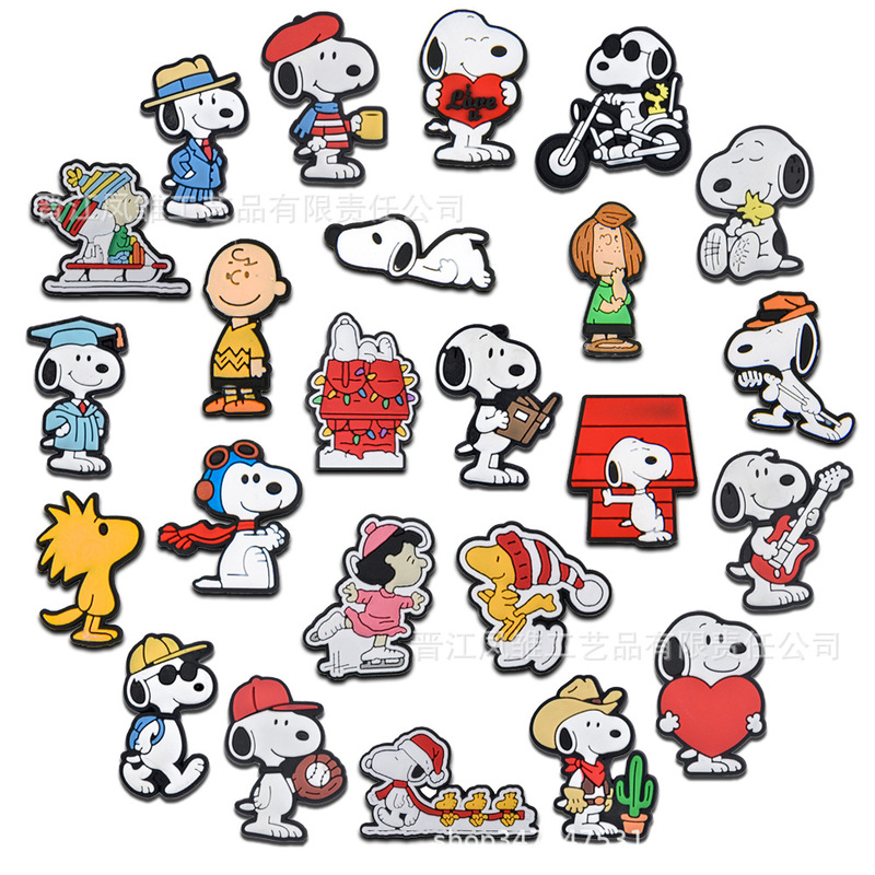 Cartoon Snoopy Shoe Buckle Cave Shoe Flower DIY Soft Rubber Decorative Buckle Shoe Accessories SNOOPY Shoelace Buckle Accessories