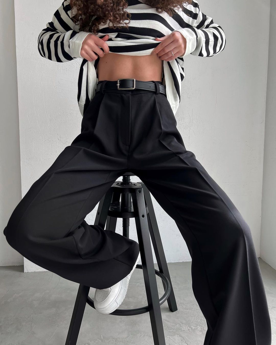 Pantaloni da donna a gamba dritta per ufficio e tempo libero_voghion.com