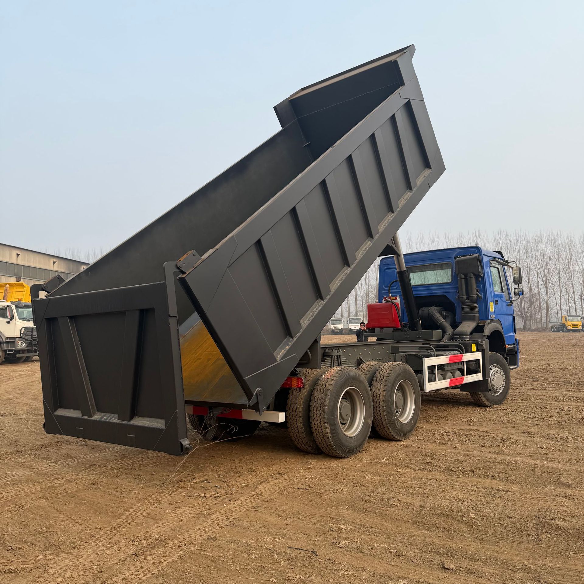Factory Exports Sinotruk Howo Dump Trucks for African Mining, 6*4 Howo Dump Trucks, Used Howo Trucks